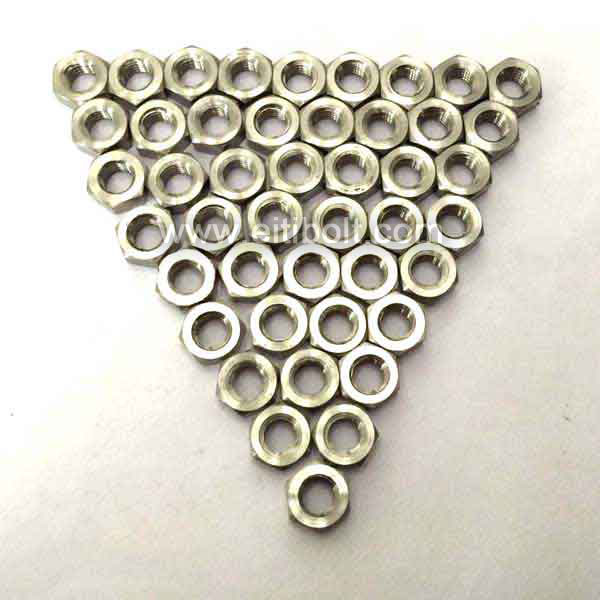 Écrous hexagonaux en titane Gr5/TC4 M5 - usinés CNC